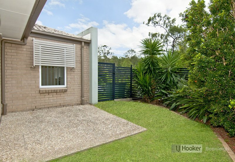 Photo - 48 Wyndham Circuit, Holmview QLD 4207 - Image 11