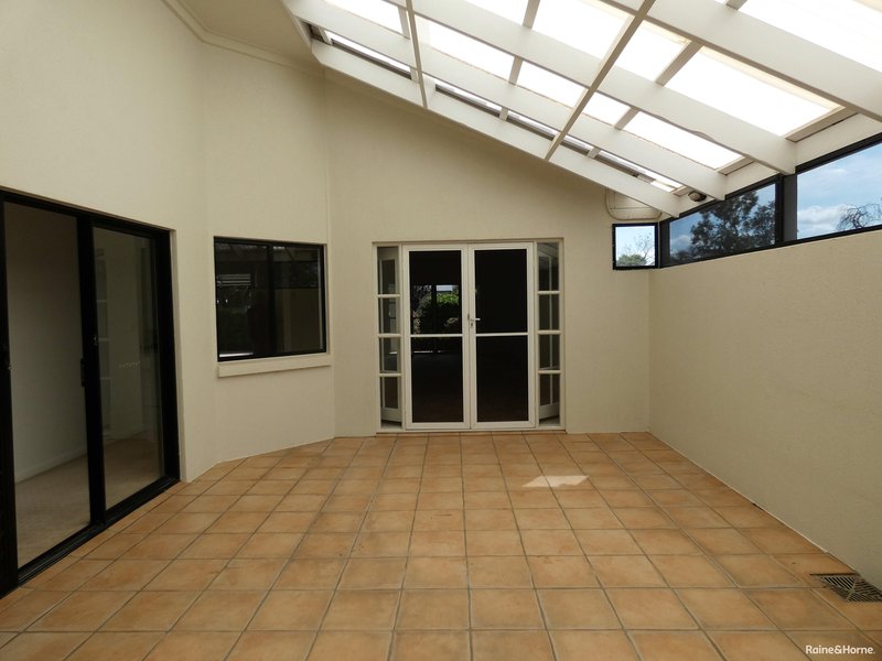 Photo - 4/80-82 Edward Street, Moree NSW 2400 - Image 10