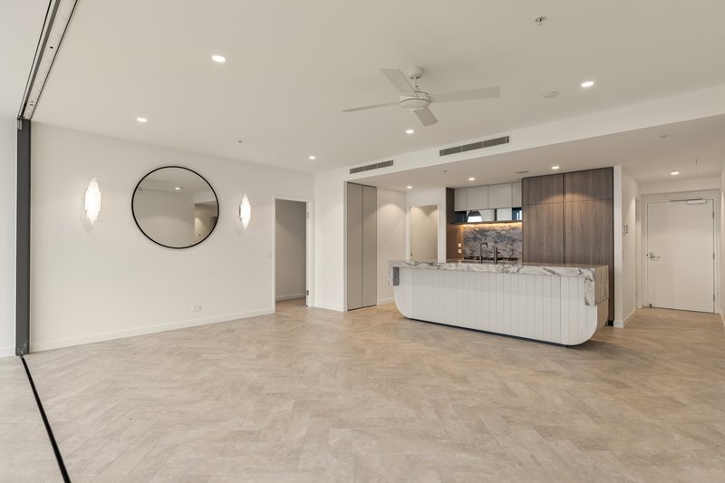 Photo - 4806/8 Margaret Street, Brisbane City QLD 4000 - Image 11