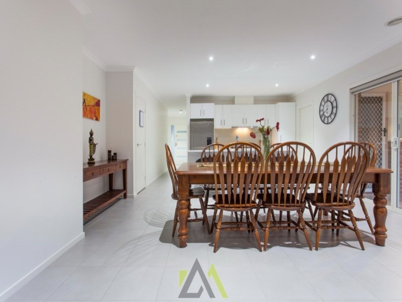 Photo - 4/81 Edward Street, Langwarrin VIC 3910 - Image 5