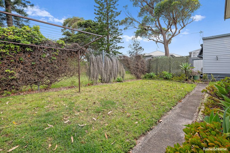 Photo - 4/81 Kalaroo Road, Redhead NSW 2290 - Image 10