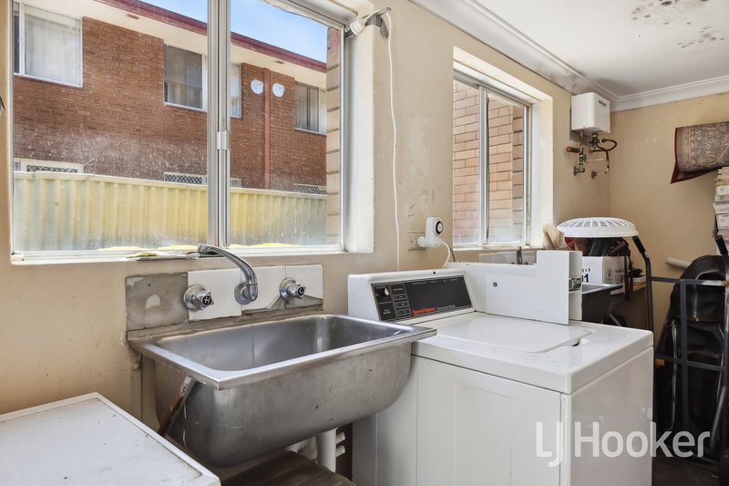 Photo - 4/81 Leonard Street, Victoria Park WA 6100 - Image 13