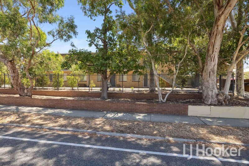 Photo - 4/81 Leonard Street, Victoria Park WA 6100 - Image 16