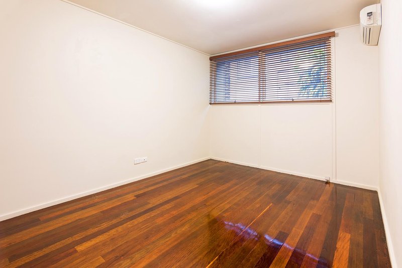 Photo - 4/81 Liverpool Road, Clayfield QLD 4011 - Image 4