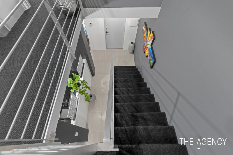 Photo - 48/1 Mariners Cove Drive, Dudley Park WA 6210 - Image 16