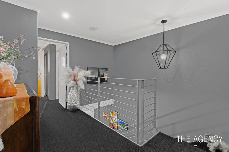 Photo - 48/1 Mariners Cove Drive, Dudley Park WA 6210 - Image 17