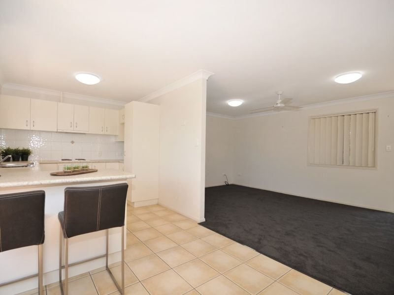 Photo - 48/101 Grahams Road, Strathpine QLD 4500 - Image 5