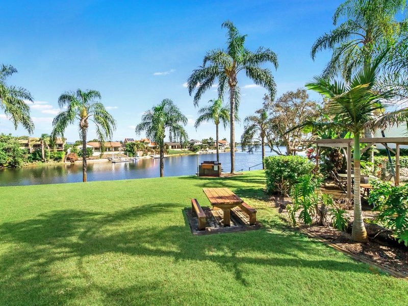 Photo - 48/111-123 Markeri Street, Mermaid Waters QLD 4218 - Image 8