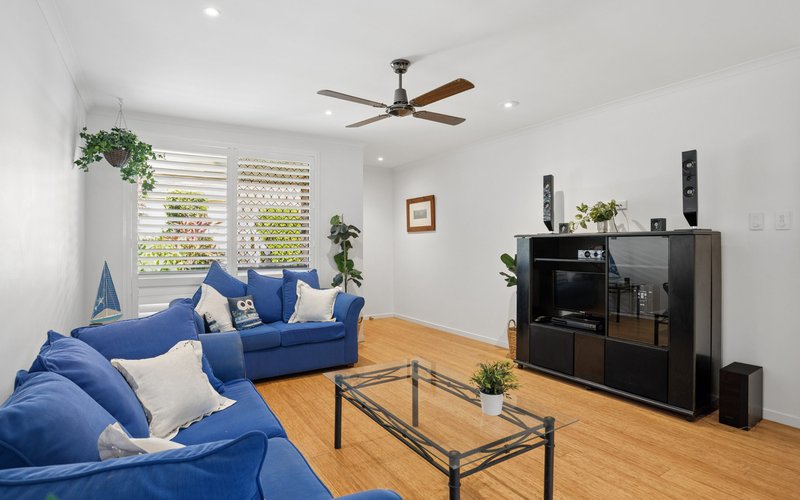 Photo - 48/170 Bardon Avenue, Burleigh Waters QLD 4220 - Image 13