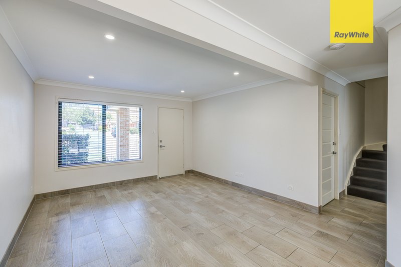 Photo - 48/18 Sunny Court, Sunnybank Hills QLD 4109 - Image 3