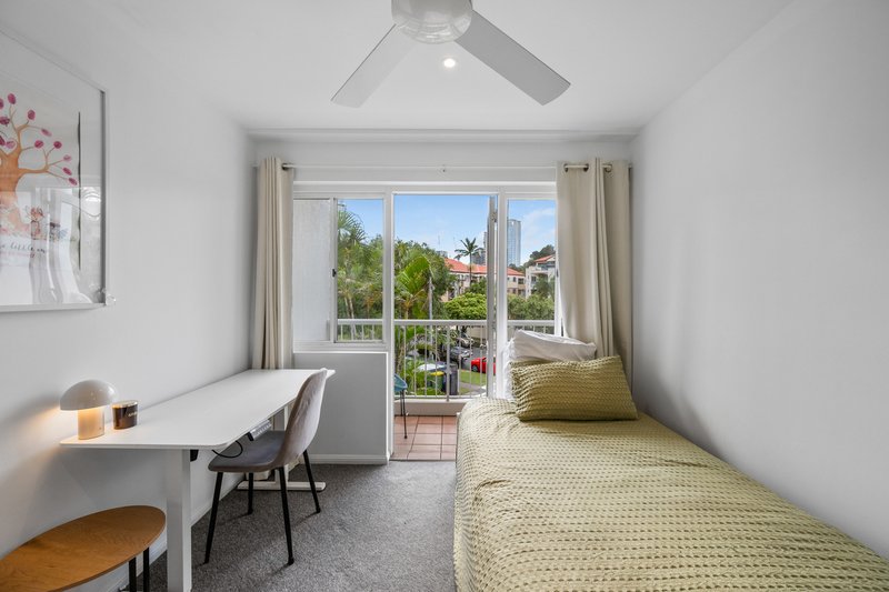 Photo - 48/19 Monte Carlo Avenue, Surfers Paradise QLD 4217 - Image 8