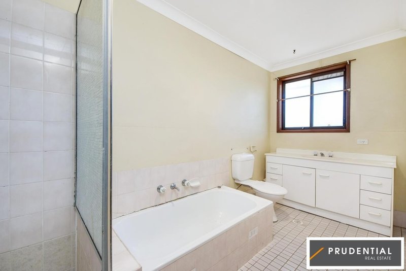 Photo - 48/196-200 Harrow Road, Glenfield NSW 2167 - Image 3
