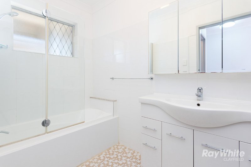 Photo - 4/82 Bellevue Terrace, Clayfield QLD 4011 - Image 7