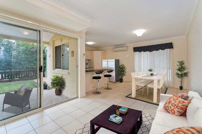 Photo - 4/82 Bergin Road, Ferny Grove QLD 4055 - Image 4