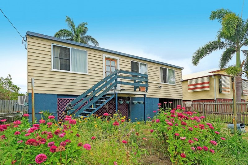 Photo - 482 Bolsover Street, Depot Hill QLD 4700 - Image 2