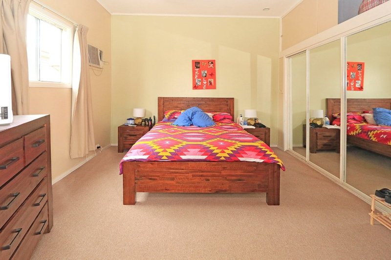 Photo - 482 Bolsover Street, Depot Hill QLD 4700 - Image 9