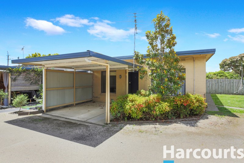 Photo - 4/82 Brandy Creek Road, Warragul VIC 3820 - Image 2