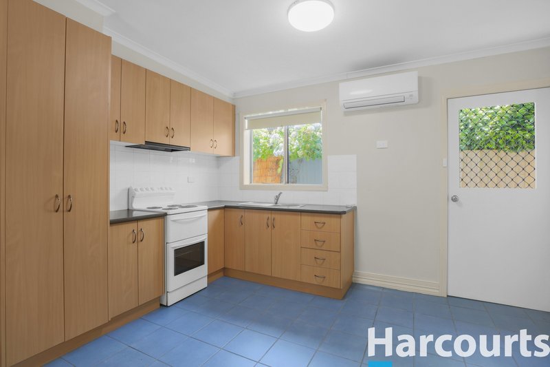 Photo - 4/82 Brandy Creek Road, Warragul VIC 3820 - Image 5