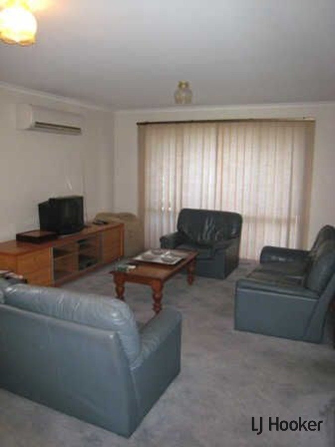 Photo - 48/21 Cossington Smith Crescent, Lyneham ACT 2602 - Image 2