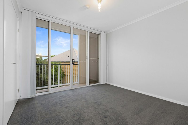 Photo - 48/21 Quinton Street, Kangaroo Point QLD 4169 - Image 3