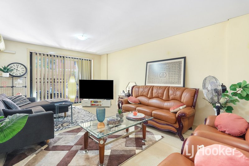 Photo - 48/29-33 Kildare Road, Blacktown NSW 2148 - Image 2