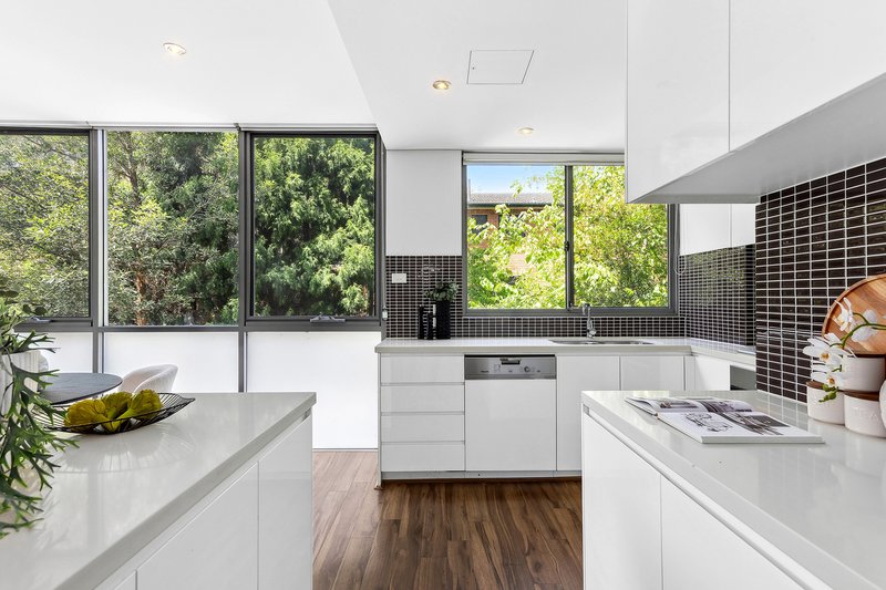 Photo - 48/3-13 Bundarra Avenue, Wahroonga NSW 2076 - Image 3