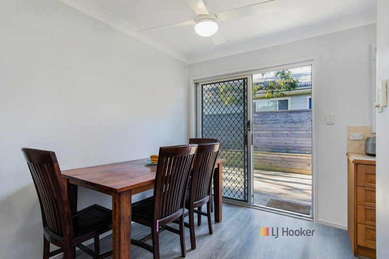Photo - 4/83 Howelston Road, Gorokan NSW 2263 - Image 4