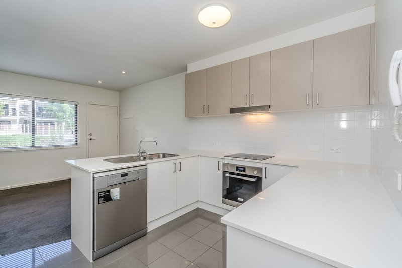 Photo - 48/39 Jerrabomberra Avenue, Narrabundah ACT 2604 - Image 1