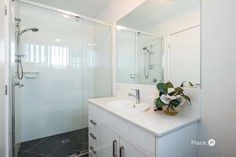 Photo - 484 Earnshaw Road, Nudgee QLD 4014 - Image 11