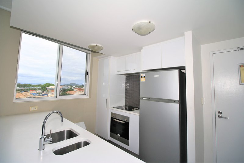 Photo - 48/4 Kingsway Place, Townsville City QLD 4810 - Image 4