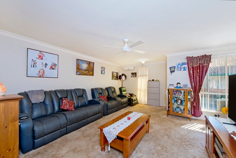 Photo - 4/84 Lord Street, Laurieton NSW 2443 - Image 3