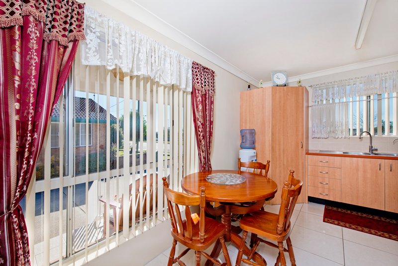 Photo - 4/84 Lord Street, Laurieton NSW 2443 - Image 6