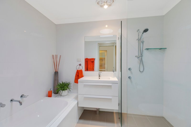 Photo - 4/85-89 Willoughby Road, Terrigal NSW 2260 - Image 8