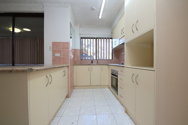 Photo - 4/85 Cairds Avenue, Bankstown NSW 2200 - Image 2