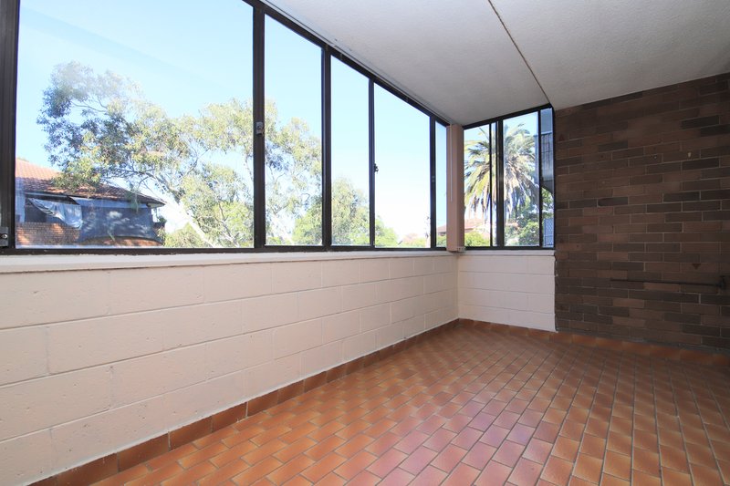 Photo - 4/85 Cairds Avenue, Bankstown NSW 2200 - Image 3