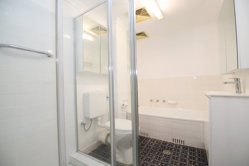 Photo - 4/85 Cairds Avenue, Bankstown NSW 2200 - Image 6
