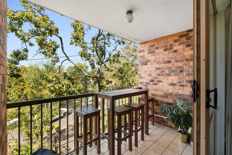 Photo - 4/85 Warren Street, St Lucia QLD 4067 - Image 2