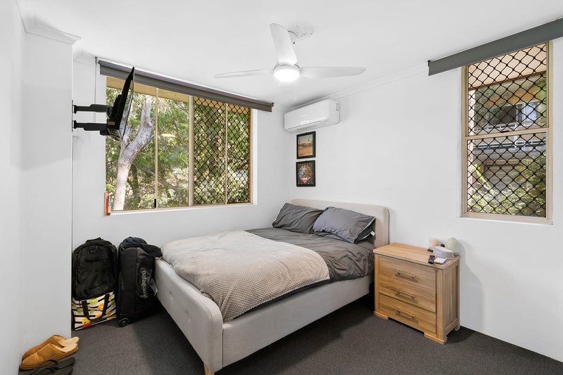 Photo - 4/85 Warren Street, St Lucia QLD 4067 - Image 9