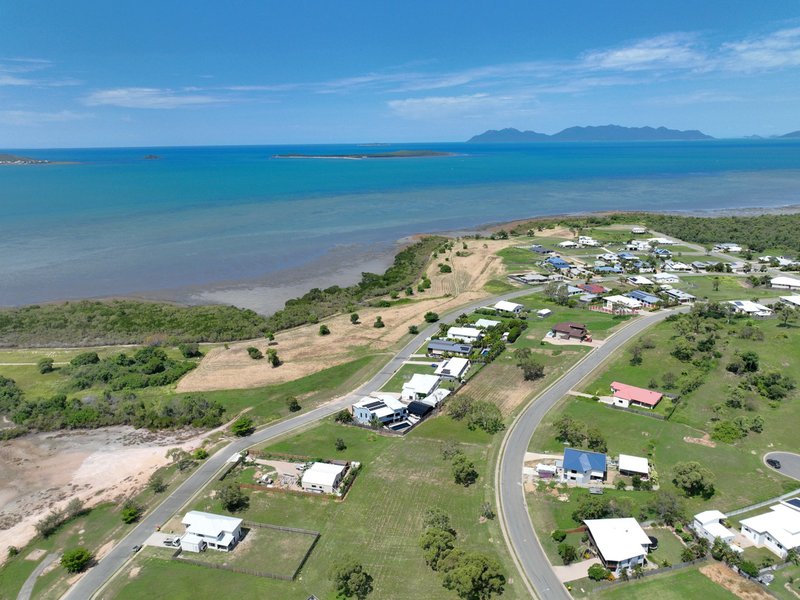 Photo - 48/52 Marine Parade. Whitsunday Paradise , Bowen QLD 4805 - Image 4