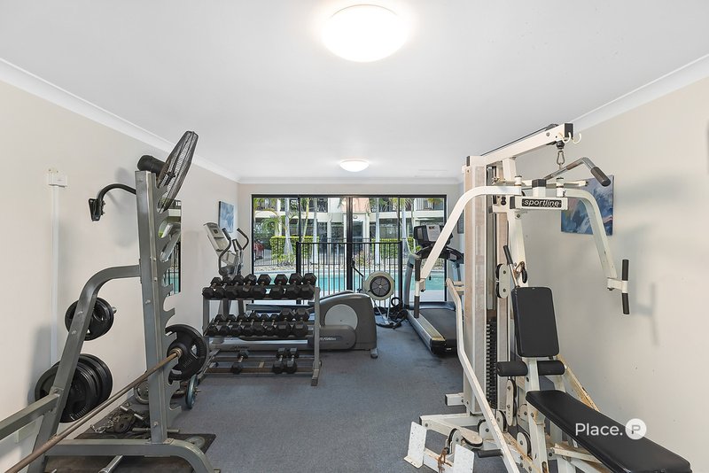 Photo - 48/55 Harries Road, Coorparoo QLD 4151 - Image 14