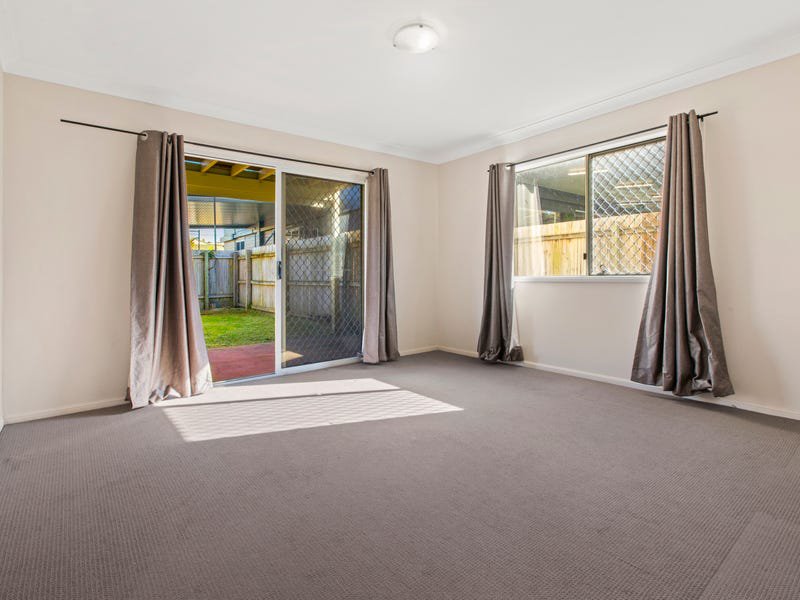 Photo - 48/59-63 Mary Street, Kingston QLD 4114 - Image 4