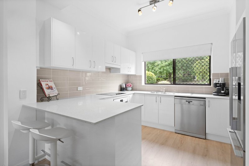 Photo - 4/86-90 Coonanbarra Road, Wahroonga NSW 2076 - Image 3