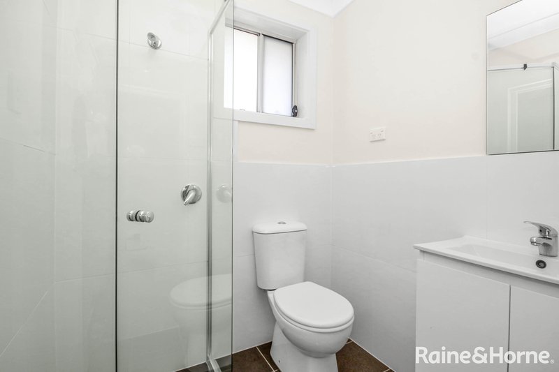 Photo - 4/86 Brisbane Street, Oxley Park NSW 2760 - Image 6