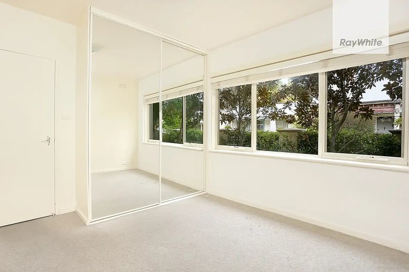 Photo - 4/86 Stafford Street, Abbotsford VIC 3067 - Image 5