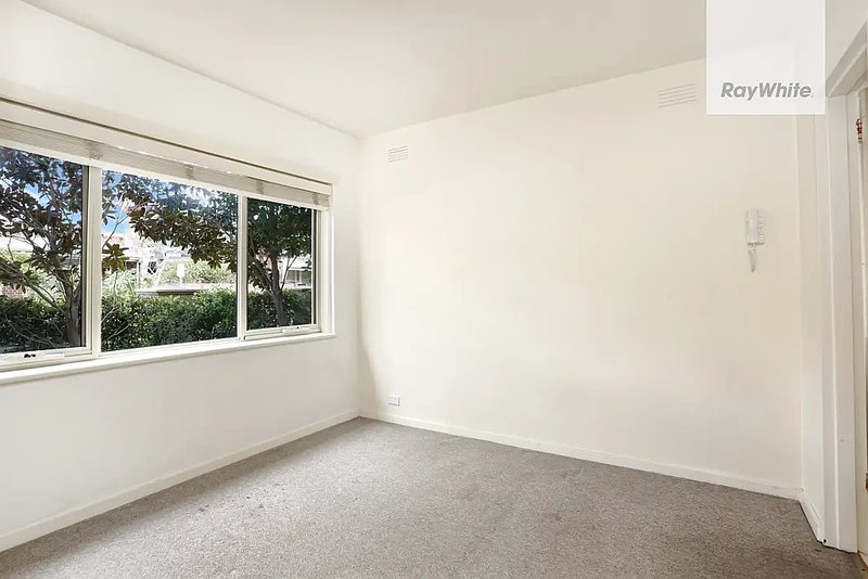 Photo - 4/86 Stafford Street, Abbotsford VIC 3067 - Image 6