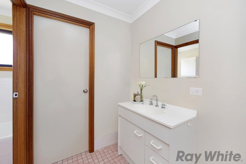 Photo - 4/87-89 Yeramba Road, Summerland Point NSW 2259 - Image 6