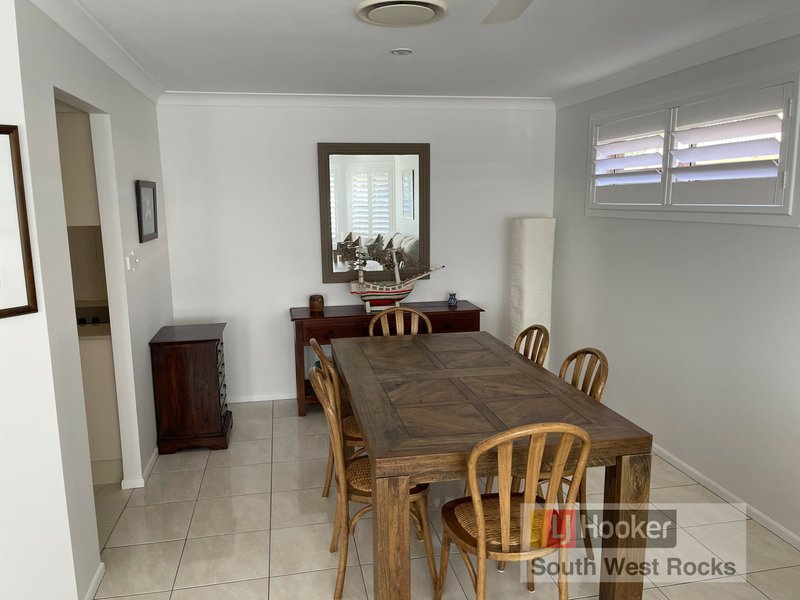 Photo - 4/87-95 Mitchell Street, South West Rocks NSW 2431 - Image 4