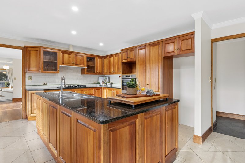 Photo - 487 Cudlee Creek Road, Cudlee Creek SA 5232 - Image 6