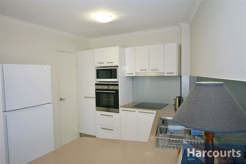 Photo - 4/87 Sylvan Beach Esp , Bellara QLD 4507 - Image 3