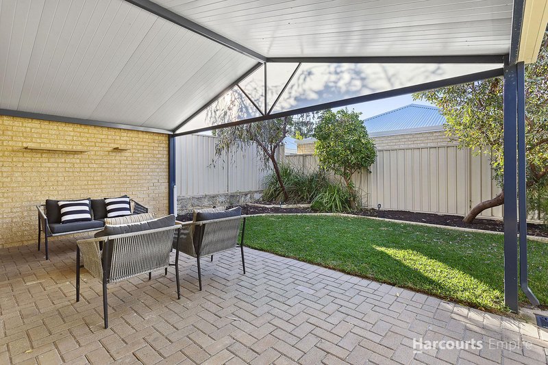 Photo - 4/88-90 Drabble Road, Scarborough WA 6019 - Image 11